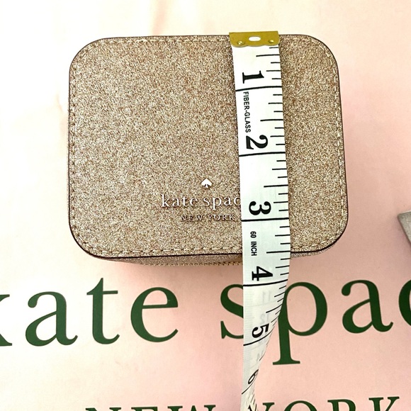COPY - Kate Spade ♠️ Tinsel Boxed Jewelry Holder (Rose Gold) - Picture 4 of 7